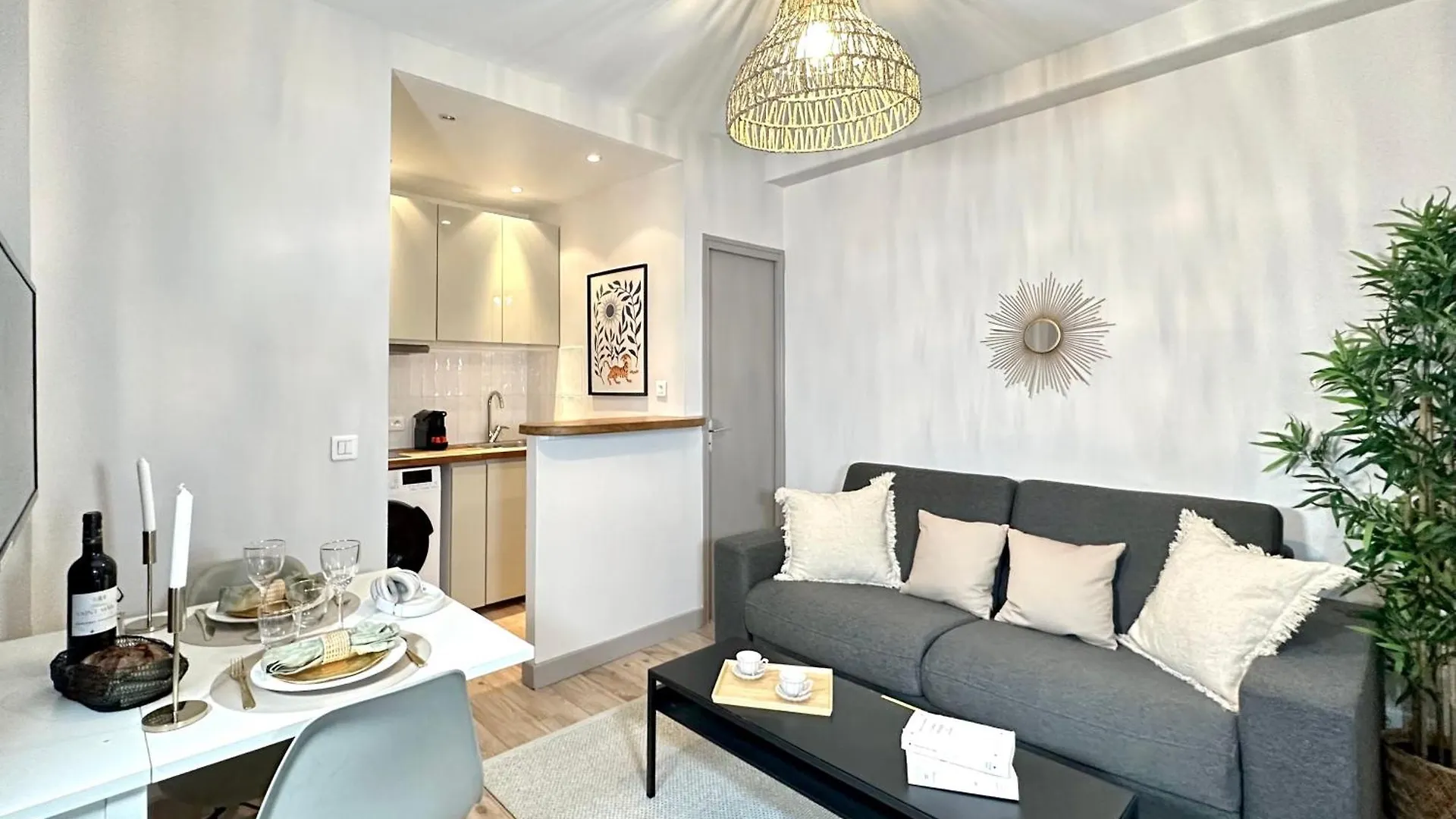 Elegant Home Near Trocadero Paris