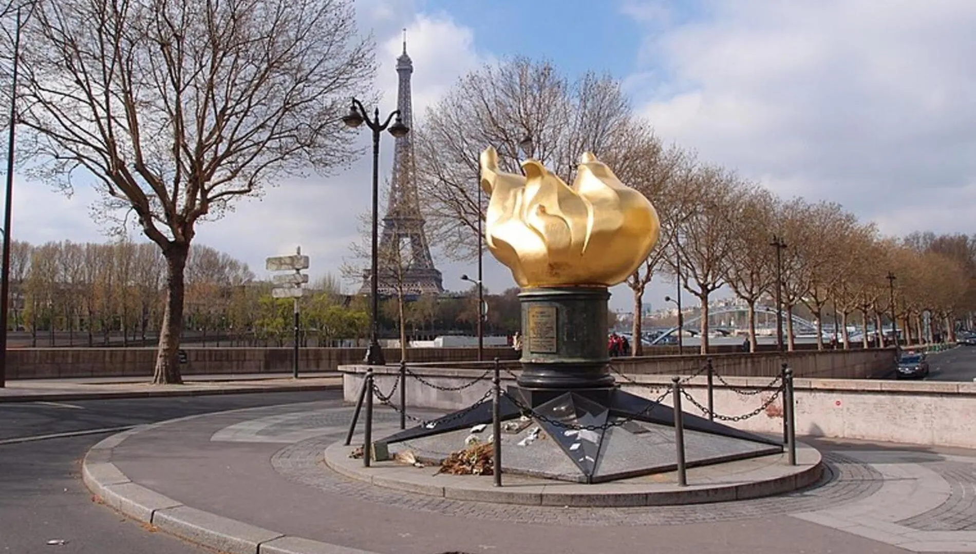 Elegant Home Near Trocadero Paris France